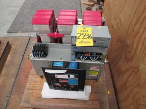 BREAKER, CIRCUIT TYPE, 600-1.6KA AMP RATING, 240-600 VOLT RATING, 3 POLE, K1600S KIND. WITH SOLID STATE TRIP DEVICE TYPE SS4, LT/ST, COMPLETE PART NUMBER C1535-7773-144-07(00)(01)(18)(40) (W-44) LOADING & HANDLING FEE $15-